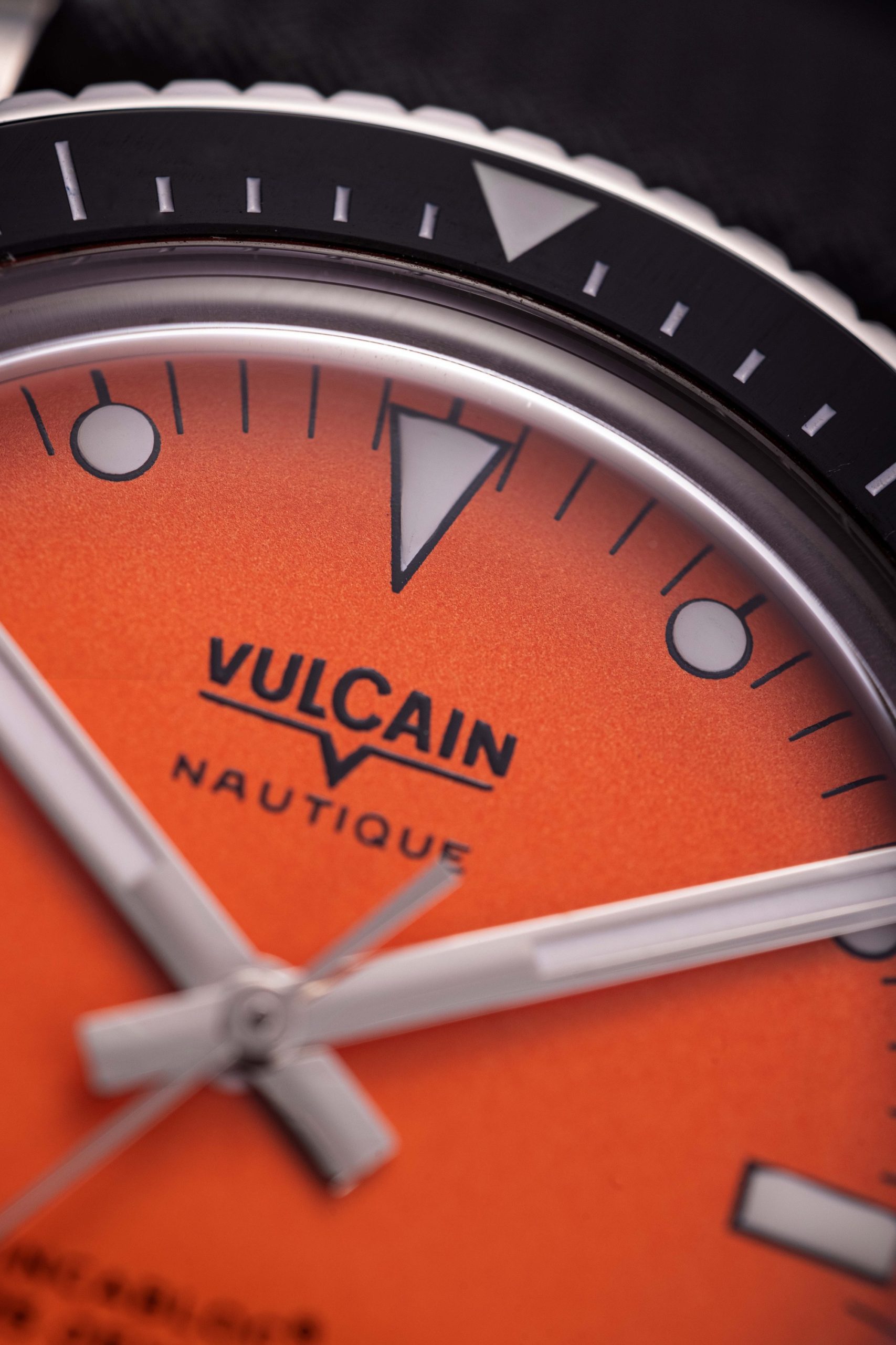 Vulcain Skindiver Orange - View 3