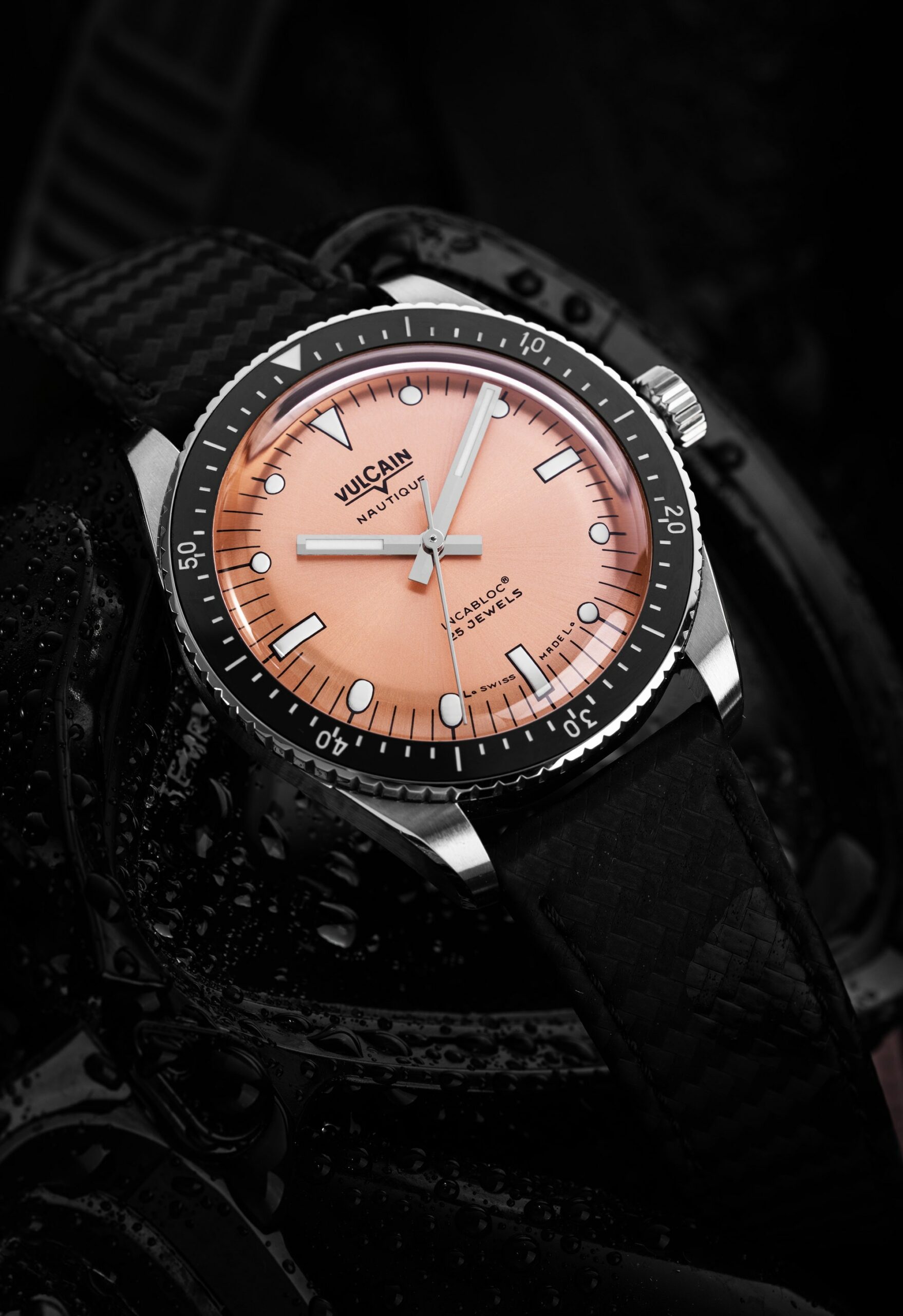 Vulcain Skindiver Salmon - View 3